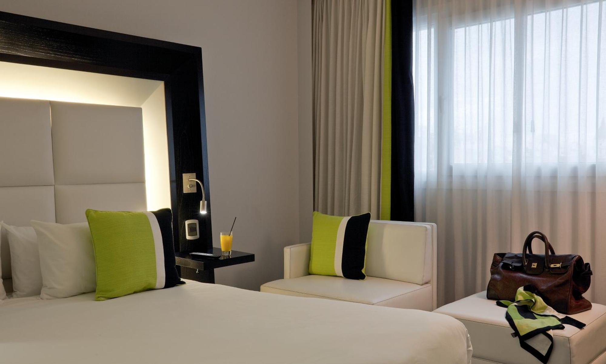 Superior Room Queen Size Bed,697592067:JPEG