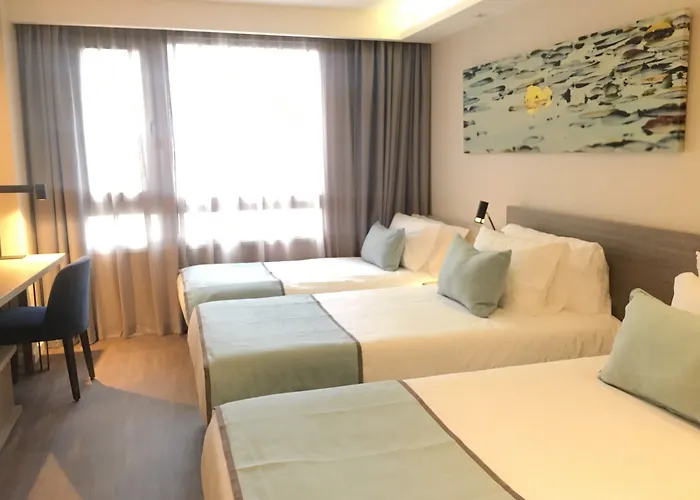 Huinid Obelisco Hotel